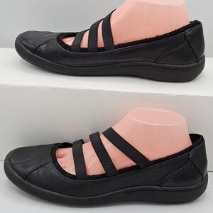 Baretraps Lindsly ballet flat size 8.5